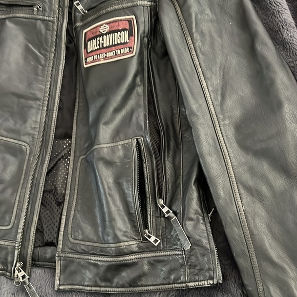 Vintage Harley Davidson leather motorcycle jacket. Men’s XL. My favorite HD coat - Picture 4 of 13